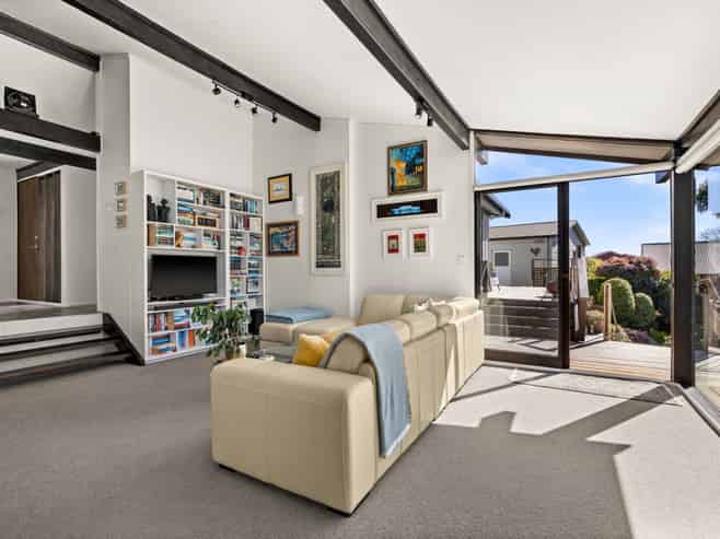 13 Selwyn Road, Havelock North