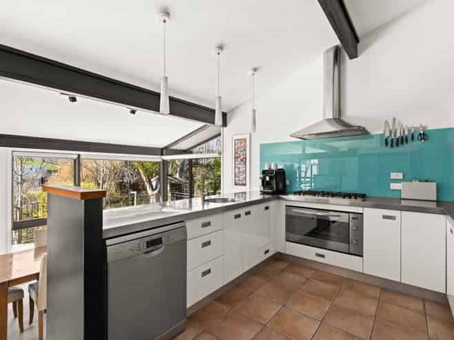 13 Selwyn Road, Havelock North