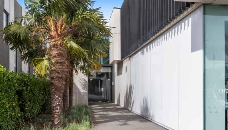 86 Moorhouse Avenue, Addington