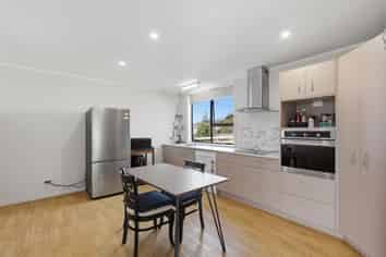73 Rodney Street, Wellsford