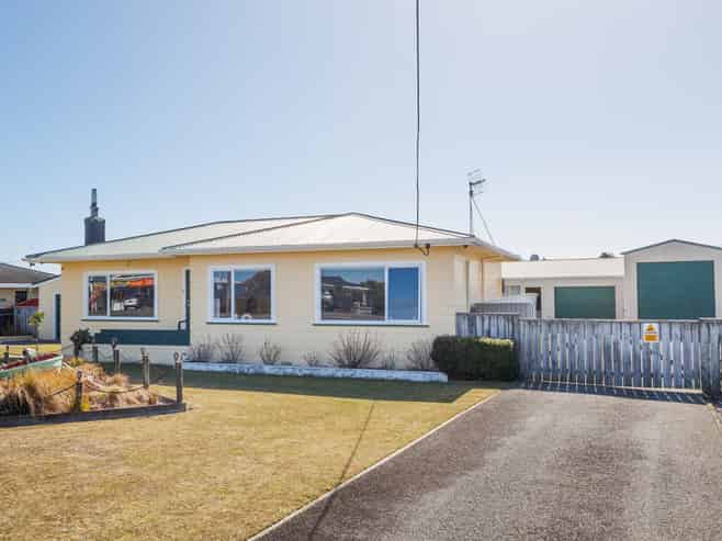 69 Seabury Avenue, Foxton Beach