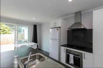 818A Beach Road, Browns Bay