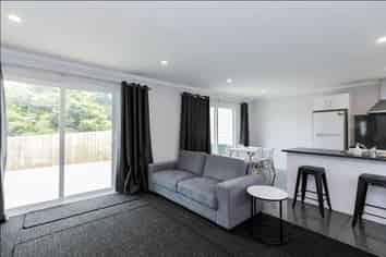 818A Beach Road, Browns Bay