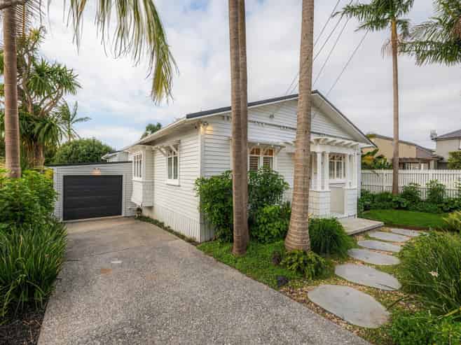 49 Huia Road, Point Chevalier