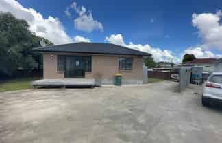 19a Rongomai Road, Otara