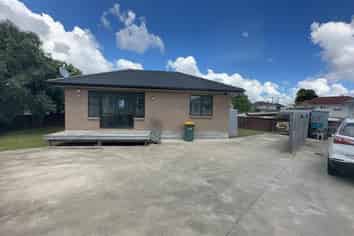 19a Rongomai Road, Otara