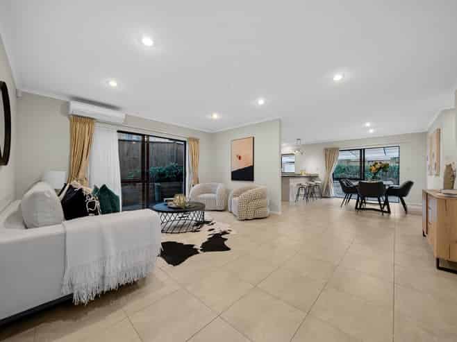 36 Seresin Crescent, Flat Bush
