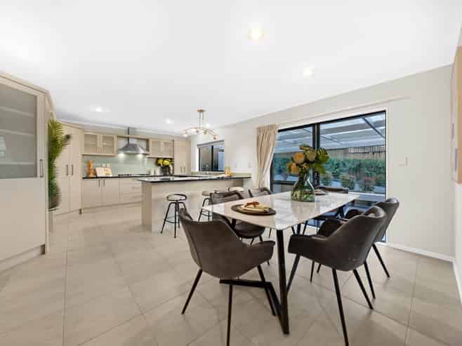 36 Seresin Crescent, Flat Bush