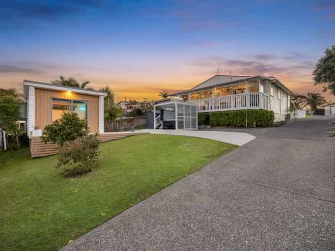 1/4 Ambler Avenue, Glen Eden