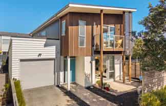 91 Glidepath Road, Hobsonville