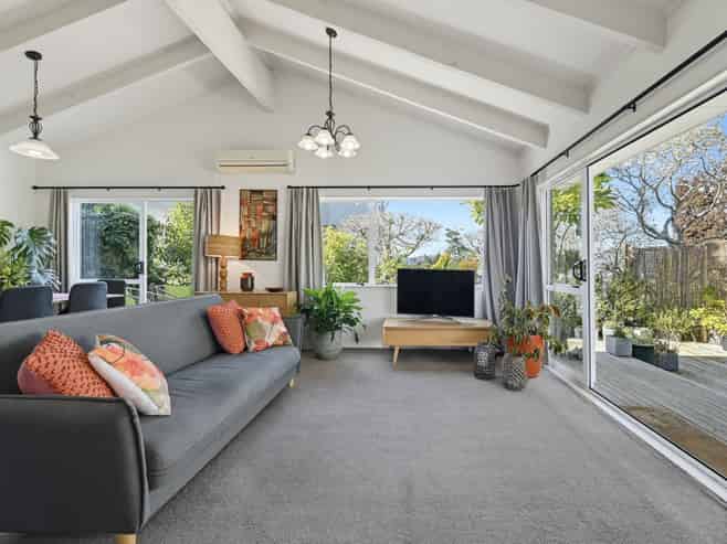 2/19 Sixth Avenue, Avenues