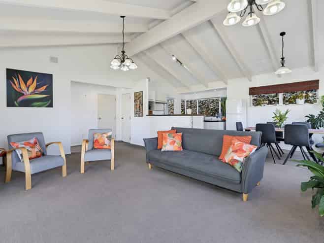 2/19 Sixth Avenue, Avenues