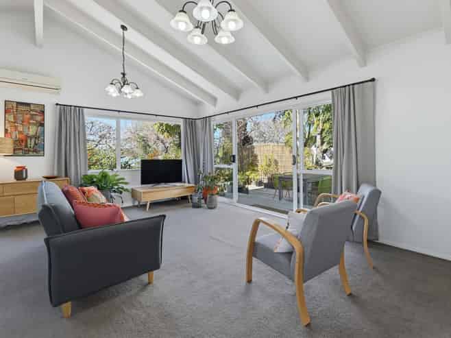2/19 Sixth Avenue, Avenues