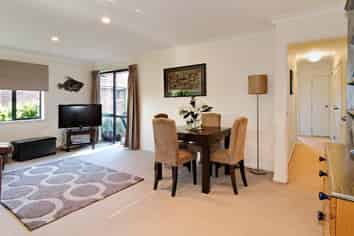 62a Hutchinson Av, New Lynn