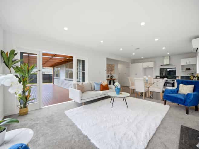 102 Taikata Road, Te Atatu Peninsula