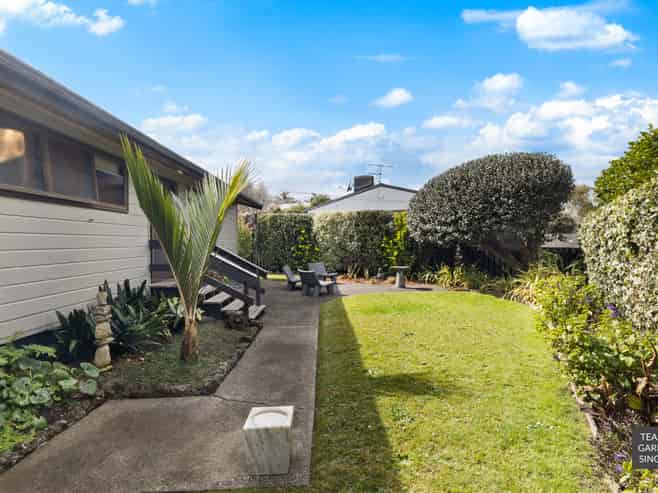 8B Chichester Drive, Rosehill