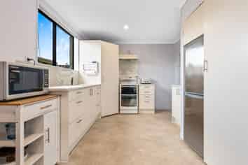 123F Macandrew Road, SOUTH DUNEDIN
