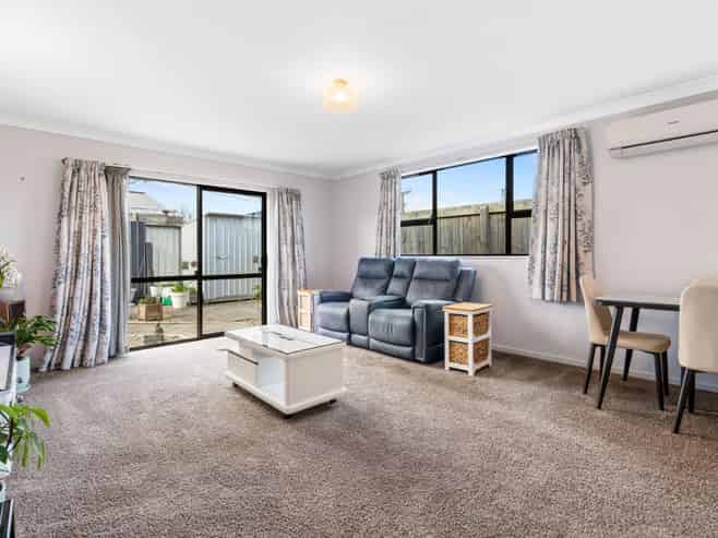 123F Macandrew Road, SOUTH DUNEDIN