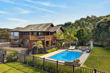 286 Whirinaki Road, Bay View