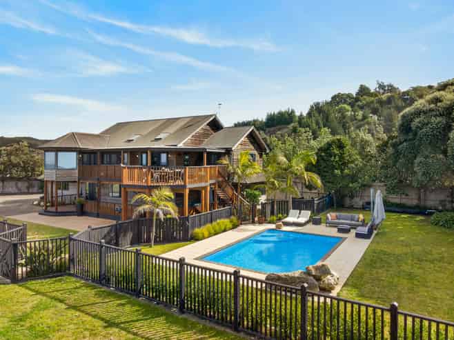286 Whirinaki Road, Bay View