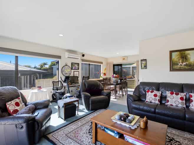 5 Eclipse Terrace, Welcome Bay