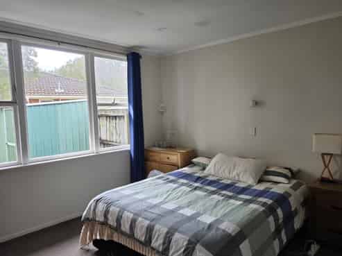 2/57 Cardiff Road, Pakuranga