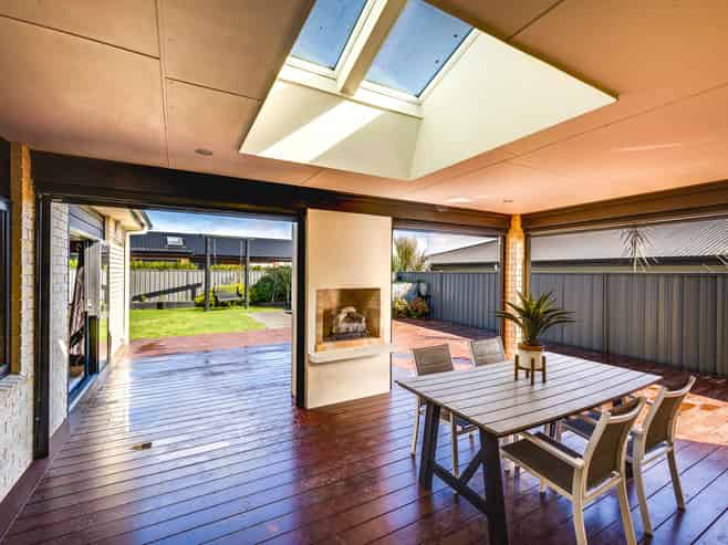 6 Percy Berry Place, Havelock North