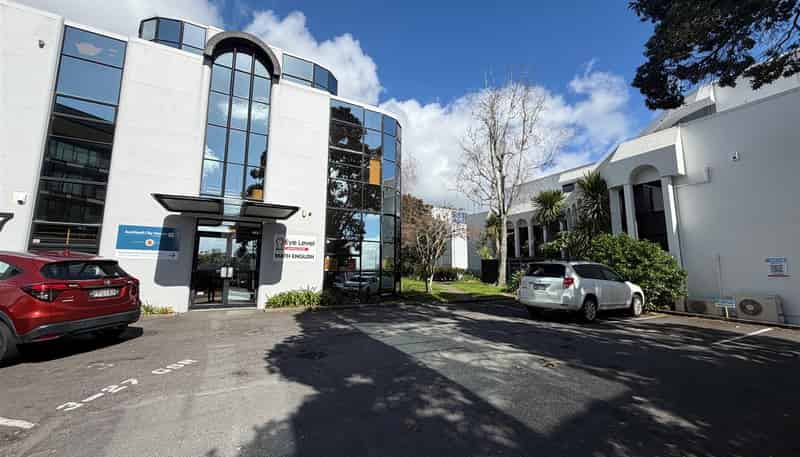  27 Great South Road, Greenlane
