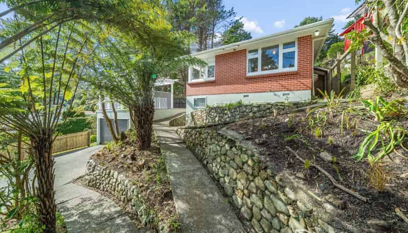 8 Kereru Grove, Stokes Valley