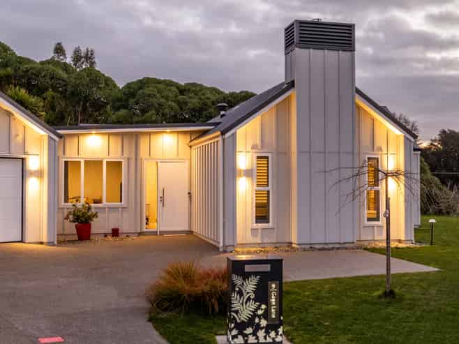 9 Gage Lane, Havelock North