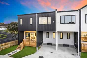 Lots 1-4/8  Cromdale Avenue, Highland Park