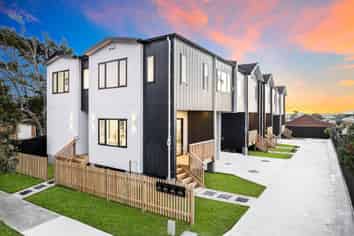 Lots 1-4/8  Cromdale Avenue, Highland Park