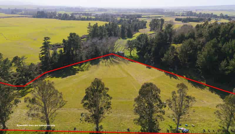 160 White Road, Broadlands Forest