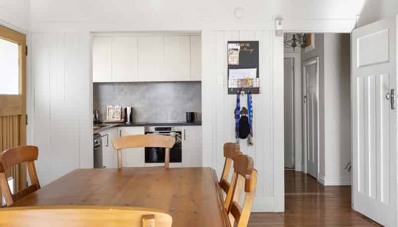 160 White Road, Broadlands Forest