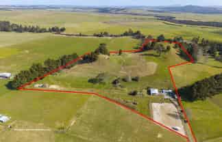 160 White Road, Broadlands Forest