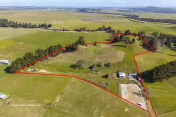 160 White Road, Broadlands Forest
