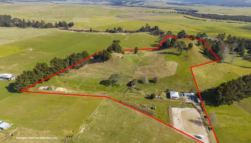 160 White Road, Broadlands Forest
