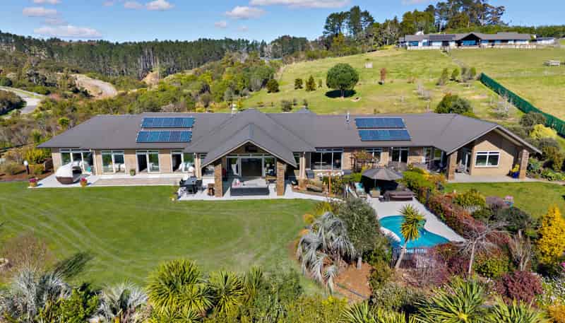 35 Polo Lane, Whitford