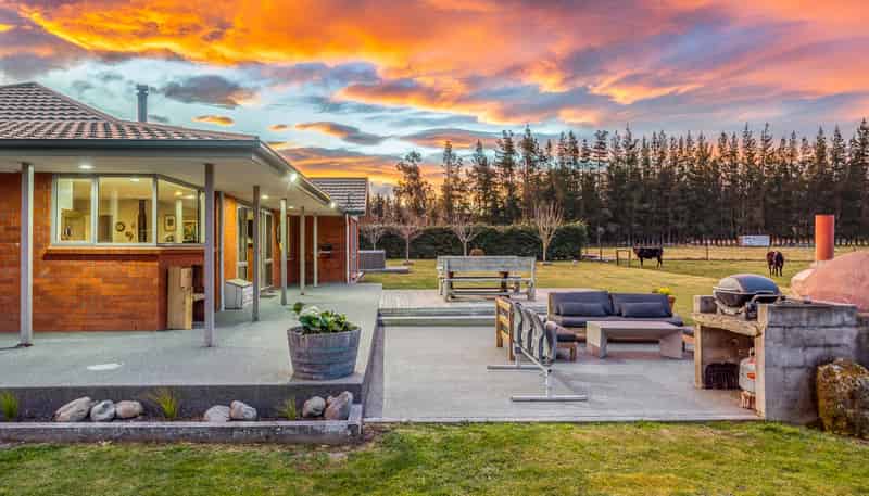 724 Loburn Whiterock Road, Loburn