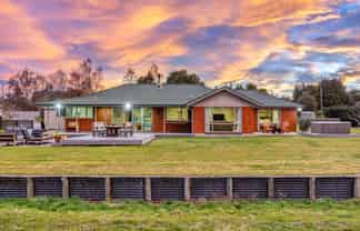 724 Loburn Whiterock Road, Loburn