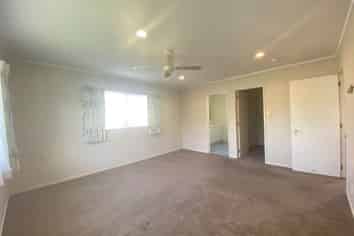 36 Meadowland Drive, Somerville