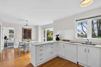 1/20 Van Diemen Street, Nelson
