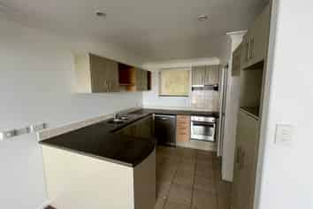 13/8 Monte Cassino Place, Birkenhead
