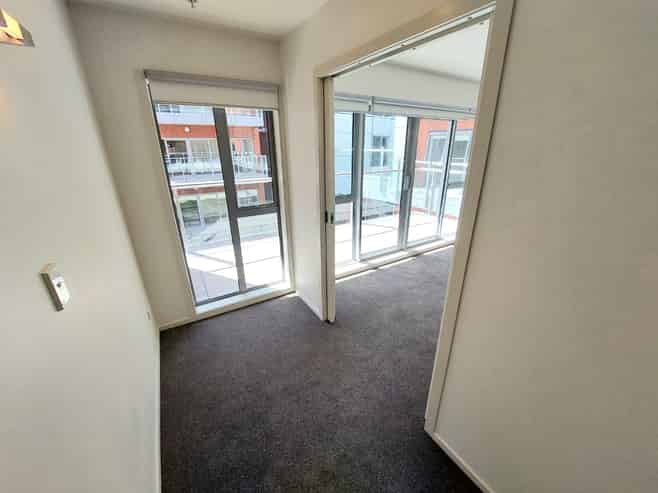 225/4 Wagener Place, Mount Albert