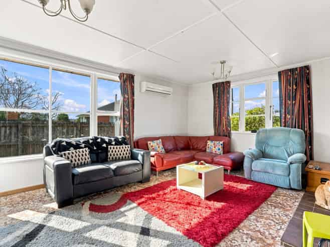4 Gretna Place, Mosgiel
