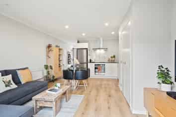 6 Honowai Street, Kumeu