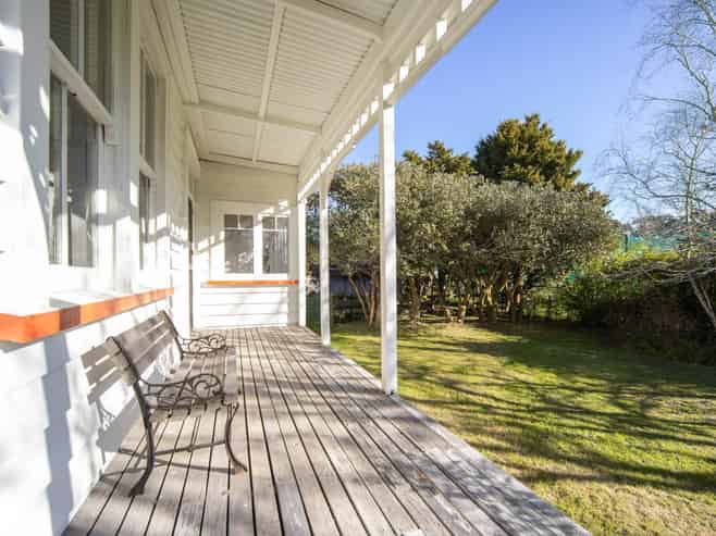 42 Boord Crescent, Kumeu