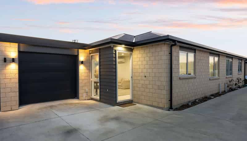 97B Veitches Road, Casebrook
