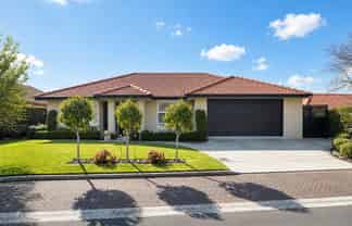 11 Muirfield Crescent, Katikati