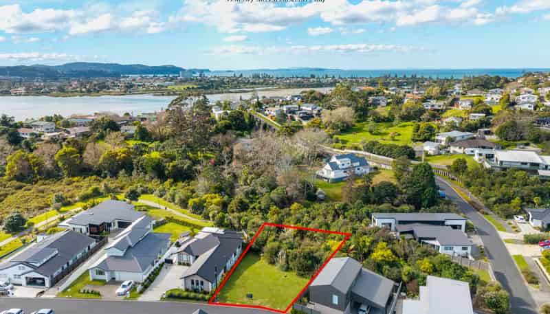 8 Odlin Lane, Red Beach